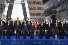 D. Trumpo ir NATO šalių vadovų susitikimas D. Trumpo ir NATO šalių vadovų susitikimas