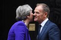 Donaldas Tuskas ir Theresa May